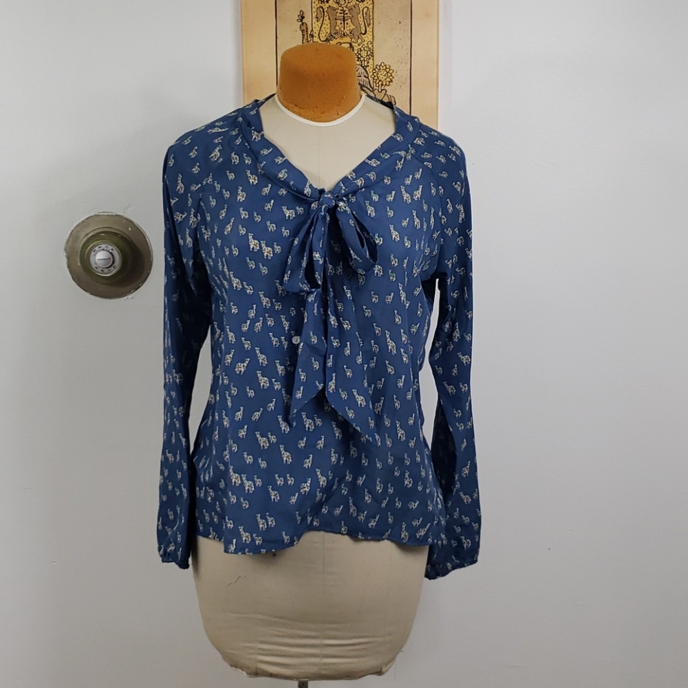 Longsleeve Blue Llama Blouse